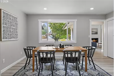 1422 SW Hensley Rd, Troutdale, OR 97060 - Photo 11