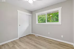 1422 SW Hensley Rd, Troutdale, OR 97060 - Photo 19
