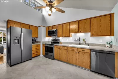 1208 NW 138th Way, Vancouver, WA 98685 - Photo 7