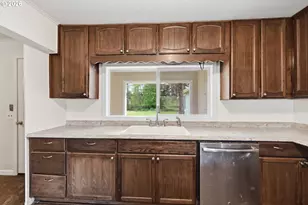 23892 Butler Rd, Elmira, OR 97437 - Photo 15