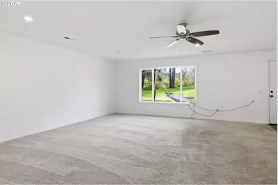 23892 Butler Rd, Elmira, OR 97437 - Photo 5