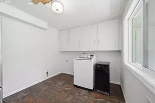 23892 Butler Rd, Elmira, OR 97437 - Photo 17