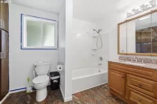 23892 Butler Rd, Elmira, OR 97437 - Photo 25