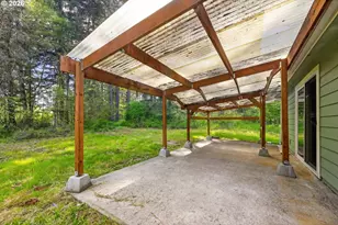 23892 Butler Rd, Elmira, OR 97437 - Photo 29
