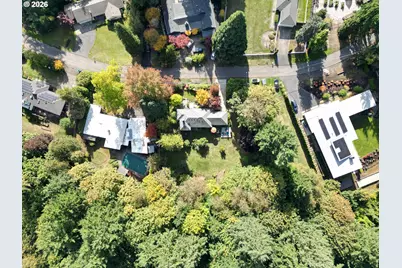 1021 SW Stephenson Ct, Portland, OR 97219 - Photo 47