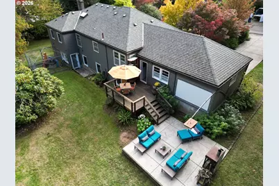 1021 SW Stephenson Ct, Portland, OR 97219 - Photo 35