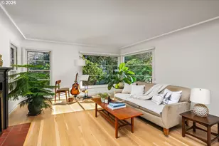 1021 SW Stephenson Ct, Portland, OR 97219 - Photo 11