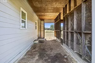 2206 Hubbard Creek Rd, Umpqua, OR 97486 - Photo 37