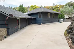 1397 SE Reservoir Ave, Roseburg, OR 97470 - Photo 31