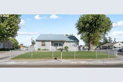 455 E Sunset Dr, Hermiston, OR 97838 - Photo 1