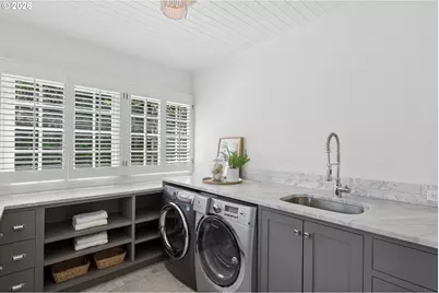 1808 SW Laurel St, Portland, OR 97201 - Photo 27