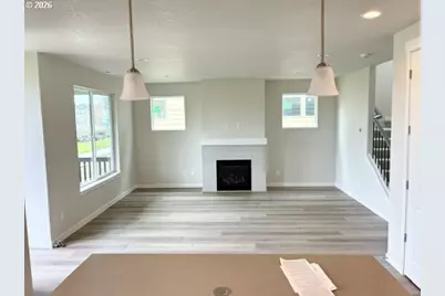 8574 SE Bobcat Ln, Hillsboro, OR 97123 - Photo 5