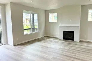 8574 SE Bobcat Ln, Hillsboro, OR 97123 - Photo 3