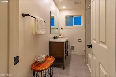 1682 Hemlock St, Eugene, OR 97404 - Photo 11