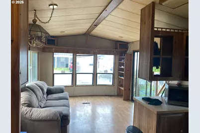 231 SE Neptune Ave, Lincoln City, OR 97367 - Photo 9