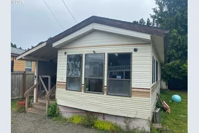 231 SE Neptune Ave, Lincoln City, OR 97367 - Photo 1