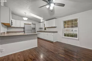 1000 S McKern Ct, Newberg, OR 97132 - Photo 11