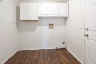 1000 S McKern Ct, Newberg, OR 97132 - Photo 13