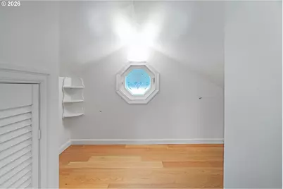 2540 SW 76th Ave, Portland, OR 97225 - Photo 19