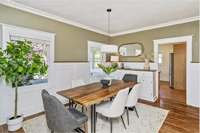 2136 SE Grant St, Portland, OR 97214 - Photo 7