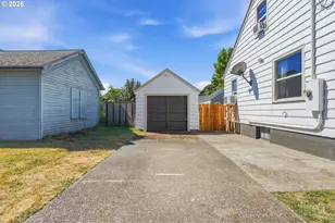 489 D St, Independence, OR 97351 - Photo 37