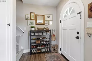 489 D St, Independence, OR 97351 - Photo 5