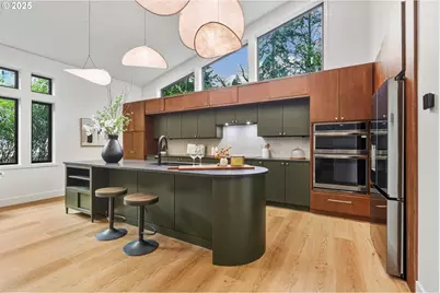 8014 SW 54th Ave, Portland, OR 97219 - Photo 9