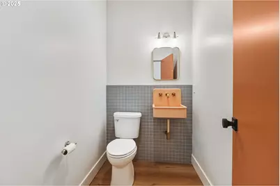 8014 SW 54th Ave, Portland, OR 97219 - Photo 23