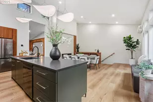 8014 SW 54th Ave, Portland, OR 97219 - Photo 13