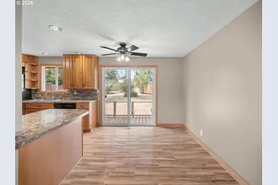 1900 Bergeron Ct, Vancouver, WA 98661 - Photo 9