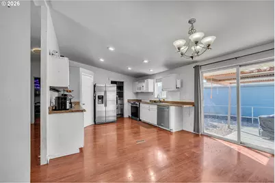 733 Fescue Ave #29, Woodburn, OR 97071 - Photo 11