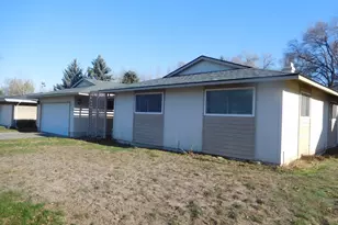 1536 SW 44th St, Pendleton, OR 97801 - Photo 3