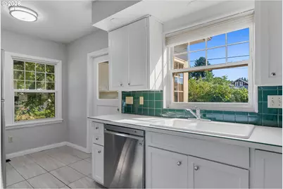 820 W 9th St, The Dalles, OR 97058 - Photo 7