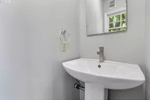 820 W 9th St, The Dalles, OR 97058 - Photo 13