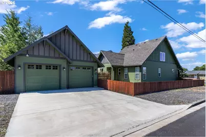 1130 SW Indian Ave, Redmond, OR 97756 - Photo 3