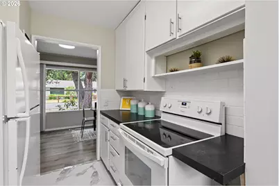 336 NE 128th Ave, Portland, OR 97230 - Photo 17