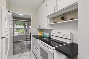 336 NE 128th Ave, Portland, OR 97230 - Photo 17
