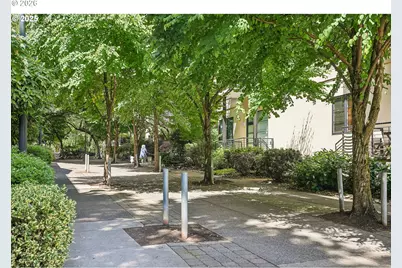 726 NW 11th Ave #204, Portland, OR 97209 - Photo 19