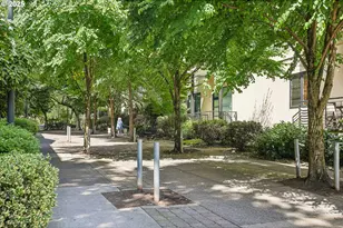 726 NW 11th Ave, Portland, OR 97209 - Photo 19