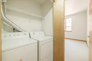 726 NW 11th Ave, Portland, OR 97209 - Photo 15