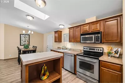 2416 Maia Loop, Springfield, OR 97477 - Photo 13