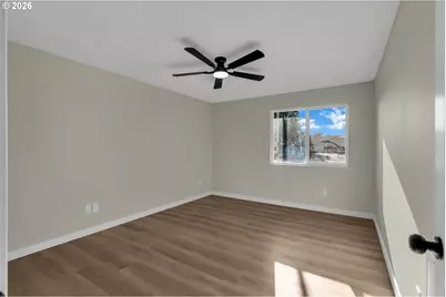 13311 NW 10th Ave #C, Vancouver, WA 98685 - Photo 5