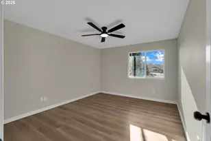 13311 NW 10th Ave, Vancouver, WA 98685 - Photo 5