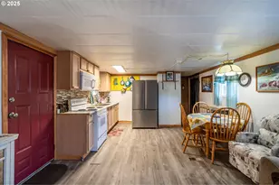 125 N 4th St, Lakeside, OR 97449 - Photo 13