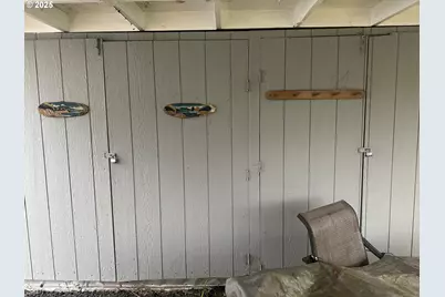 125 N 4th St, Lakeside, OR 97449 - Photo 33