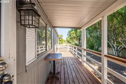 125 N 4th St, Lakeside, OR 97449 - Photo 9