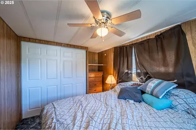 125 N 4th St, Lakeside, OR 97449 - Photo 19