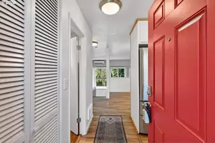 4 Touchstone, Lake Oswego, OR 97035 - Photo 3