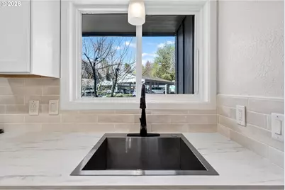 4 Touchstone #151, Lake Oswego, OR 97035 - Photo 7