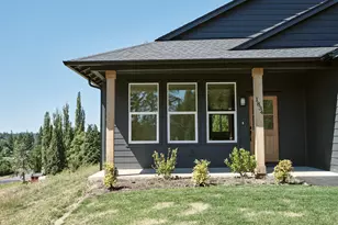 1834 Rose Valley Rd, Kelso, WA 98626 - Photo 5